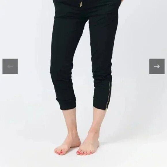 ZYIA Active Black Everywhere Zipper Joggers- Lightweight Athletic Joggers- XXS - Picture 2 of 15